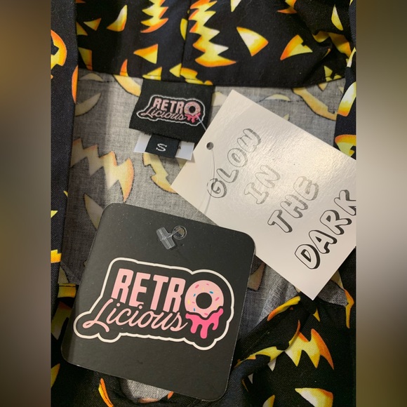 Halloween Retrolicious Bow Top - Picture 12 of 12